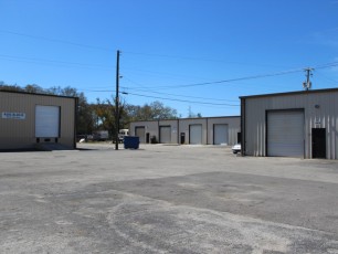 4101-e-12th-ave-tampa-fl-warehouse-doors-2.jpg